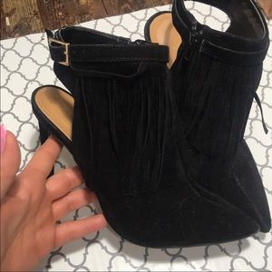 Black Tassel Heel Booties | SIZE 8.5